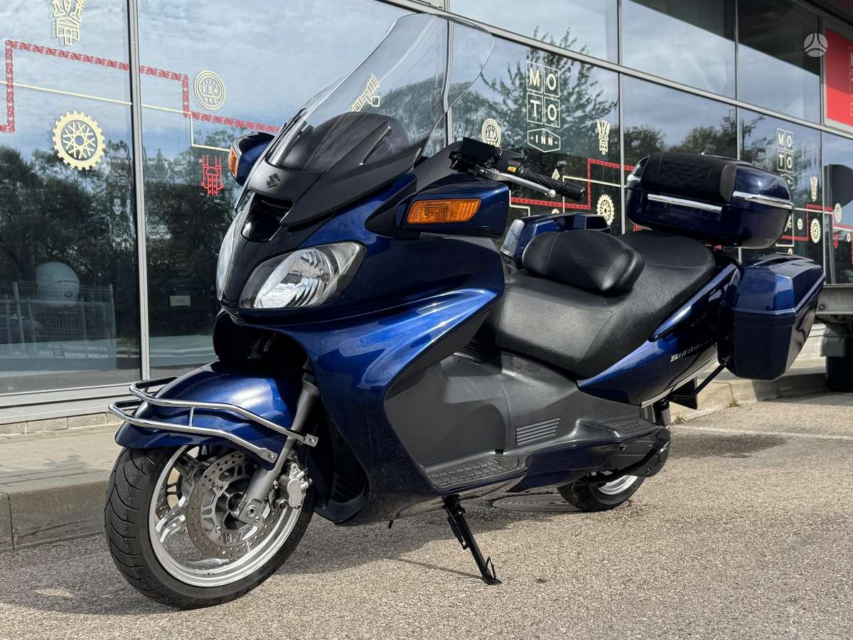 Suzuki Burgman 650cc, scooters / mopeds