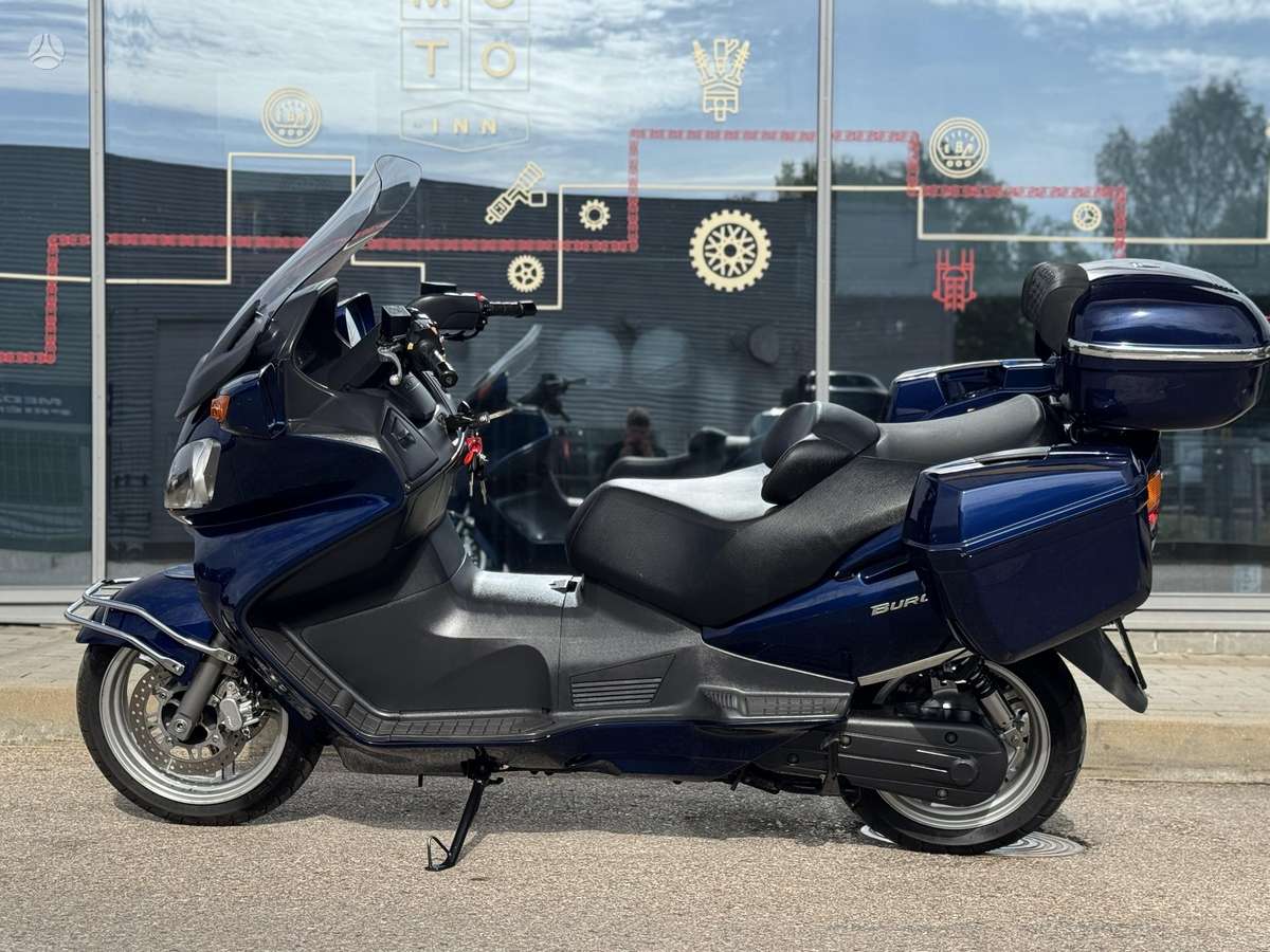 Suzuki Burgman 650cc, scooters / mopeds