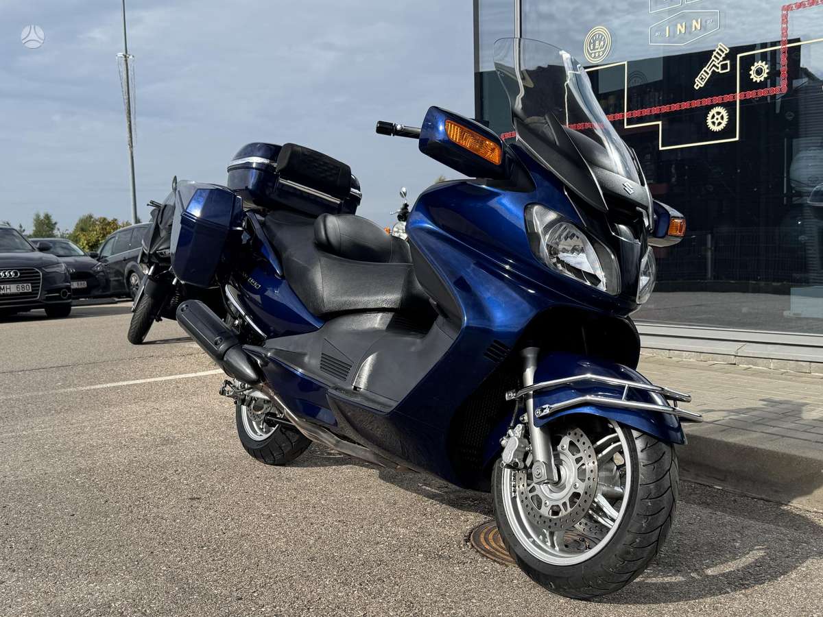 Suzuki Burgman 650cc, scooters / mopeds