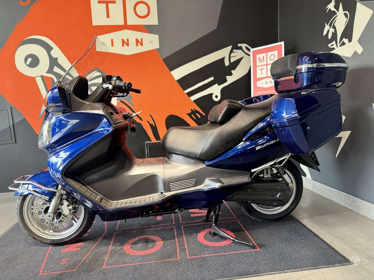 Suzuki Burgman 650cc, scooters / mopeds
