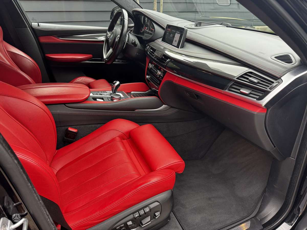 BMW X6 M, 4.4 l., Минивэн