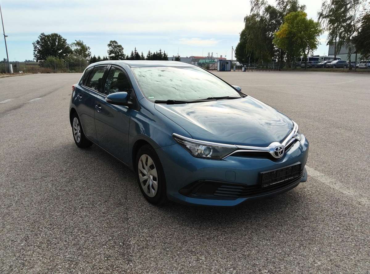 Toyota Auris - 3