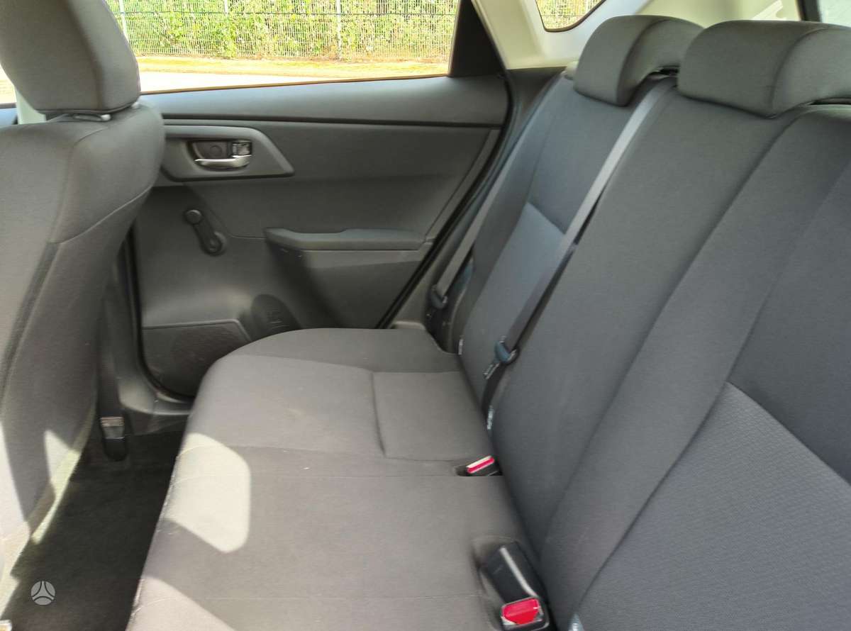 Toyota Auris - 12