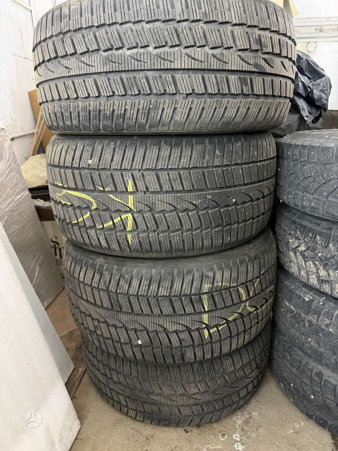Windforce Snowblazer uhp, winter 275/40 R20