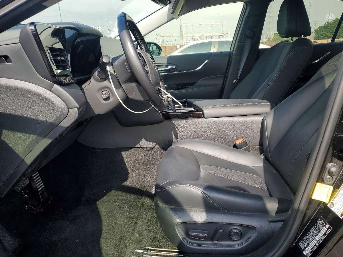 Toyota Mirai - 8