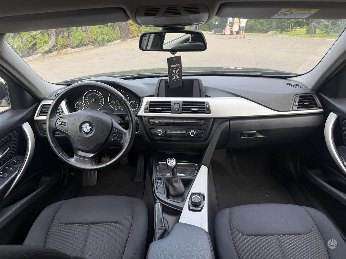 BMW 320, 2.0 l., universalas