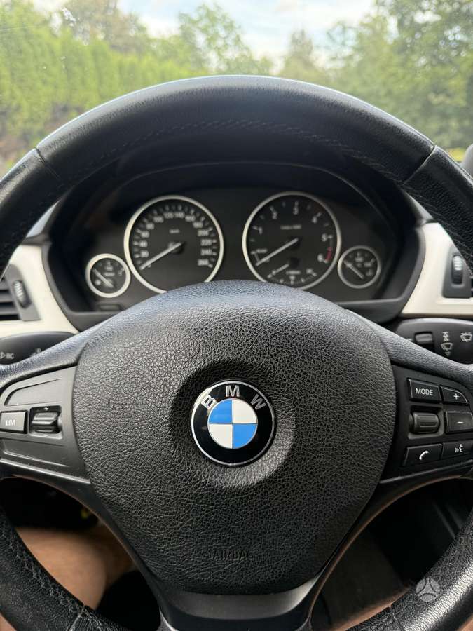 BMW 320, 2.0 l., wagon