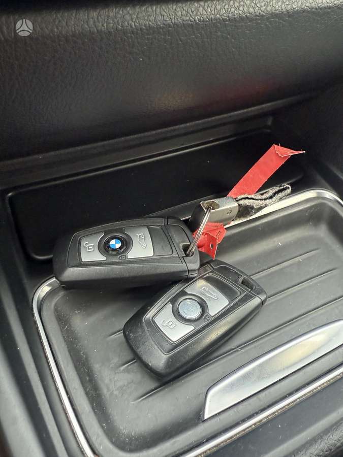 BMW 320, 2.0 l., wagon