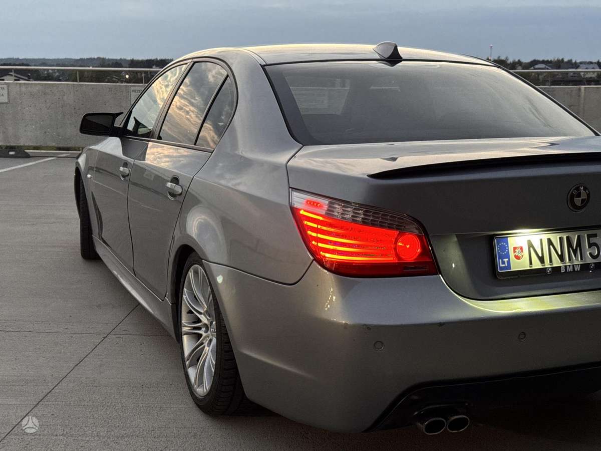 BMW 530, 3.0 l., Седан