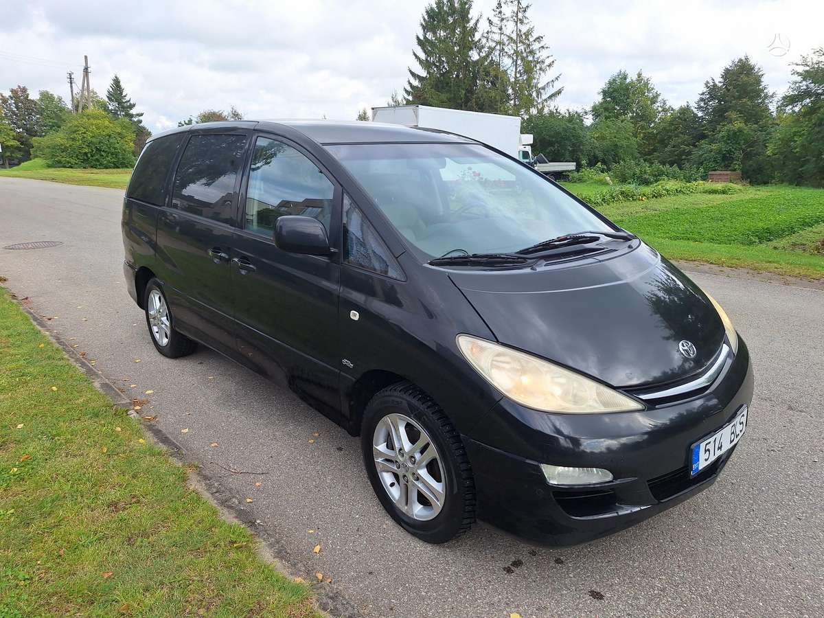 Toyota Previa - 1