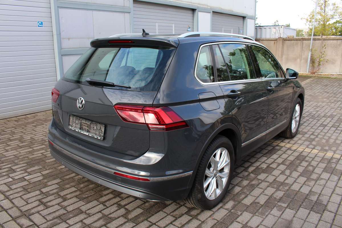 Volkswagen Tiguan - 6