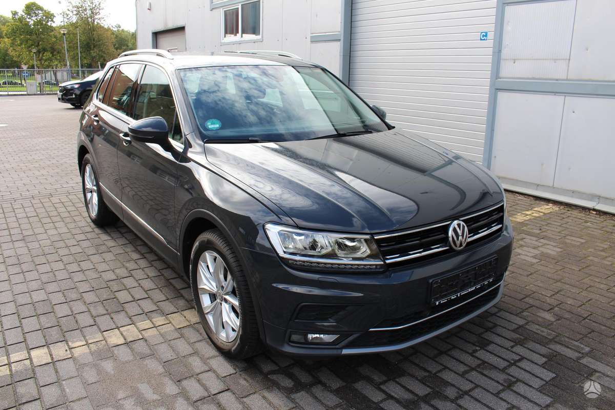 Volkswagen Tiguan - 8