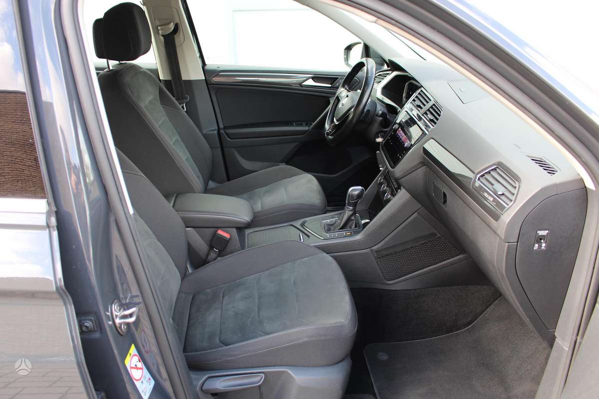 Volkswagen Tiguan - 10