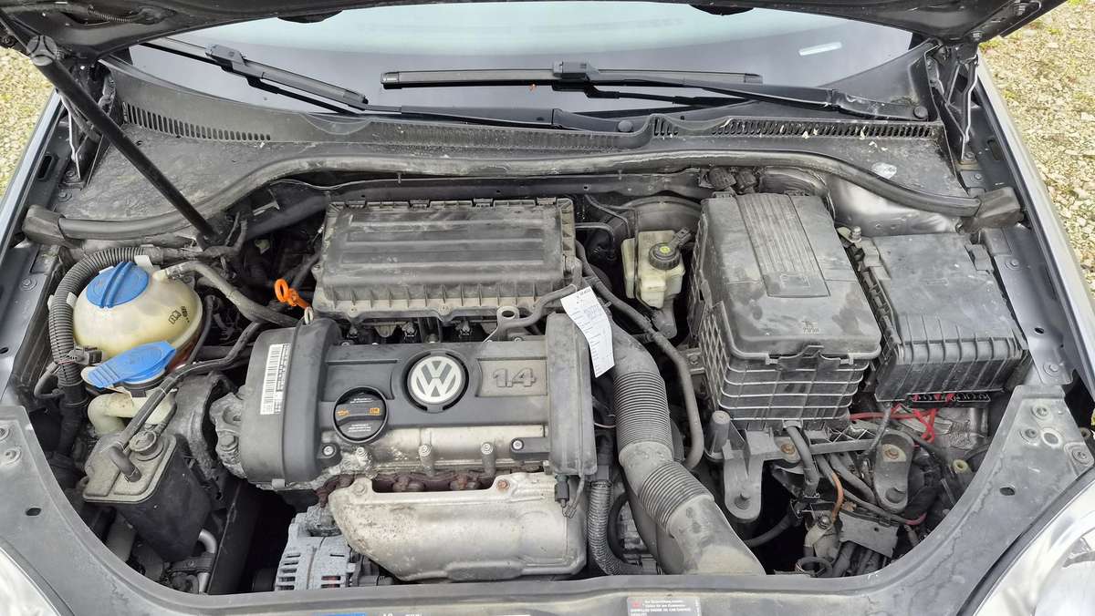 Volkswagen Golf - 11