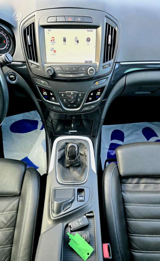 Opel Insignia 2014 — photo 20