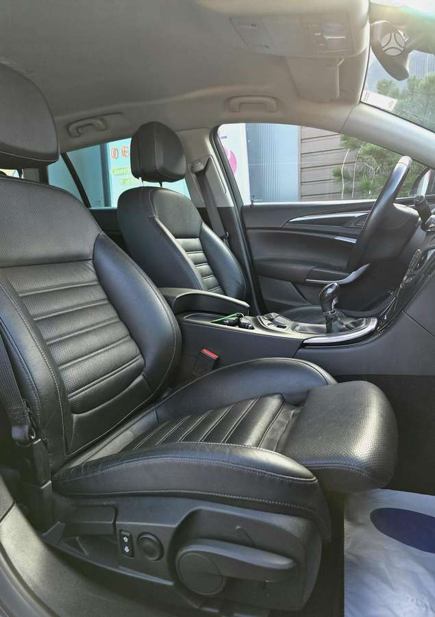 Opel Insignia 2014 — photo 26