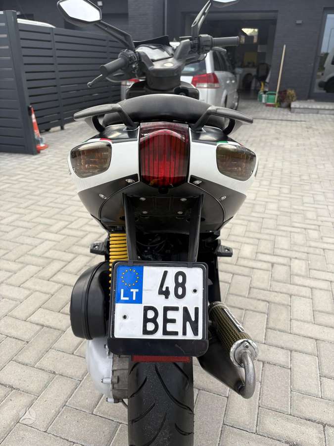 Aprilia SR 49cc, мотороллеры / мопеды