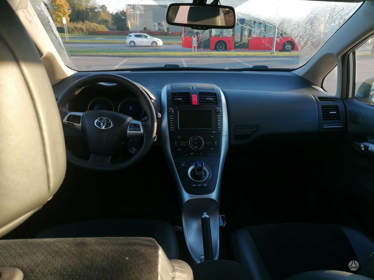 Toyota Auris - 6