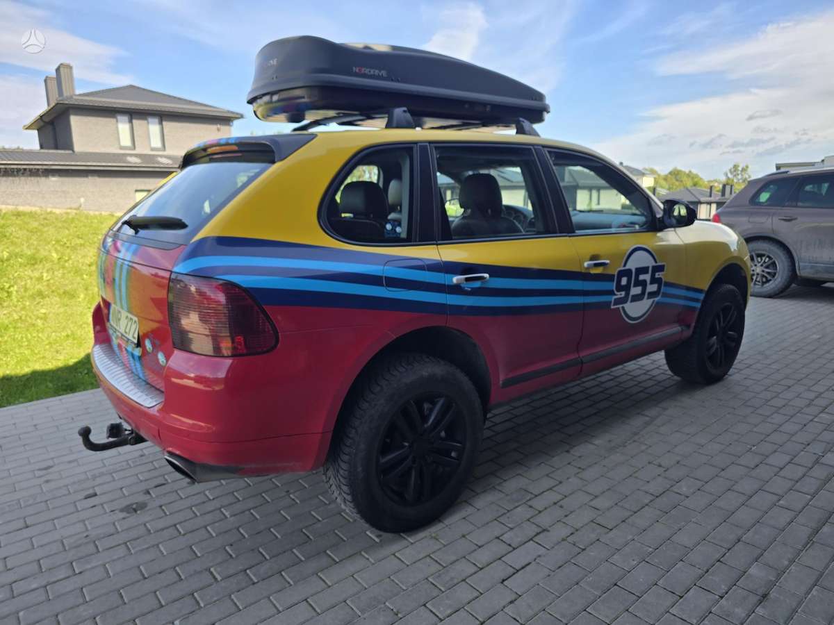 Porsche Cayenne - 3