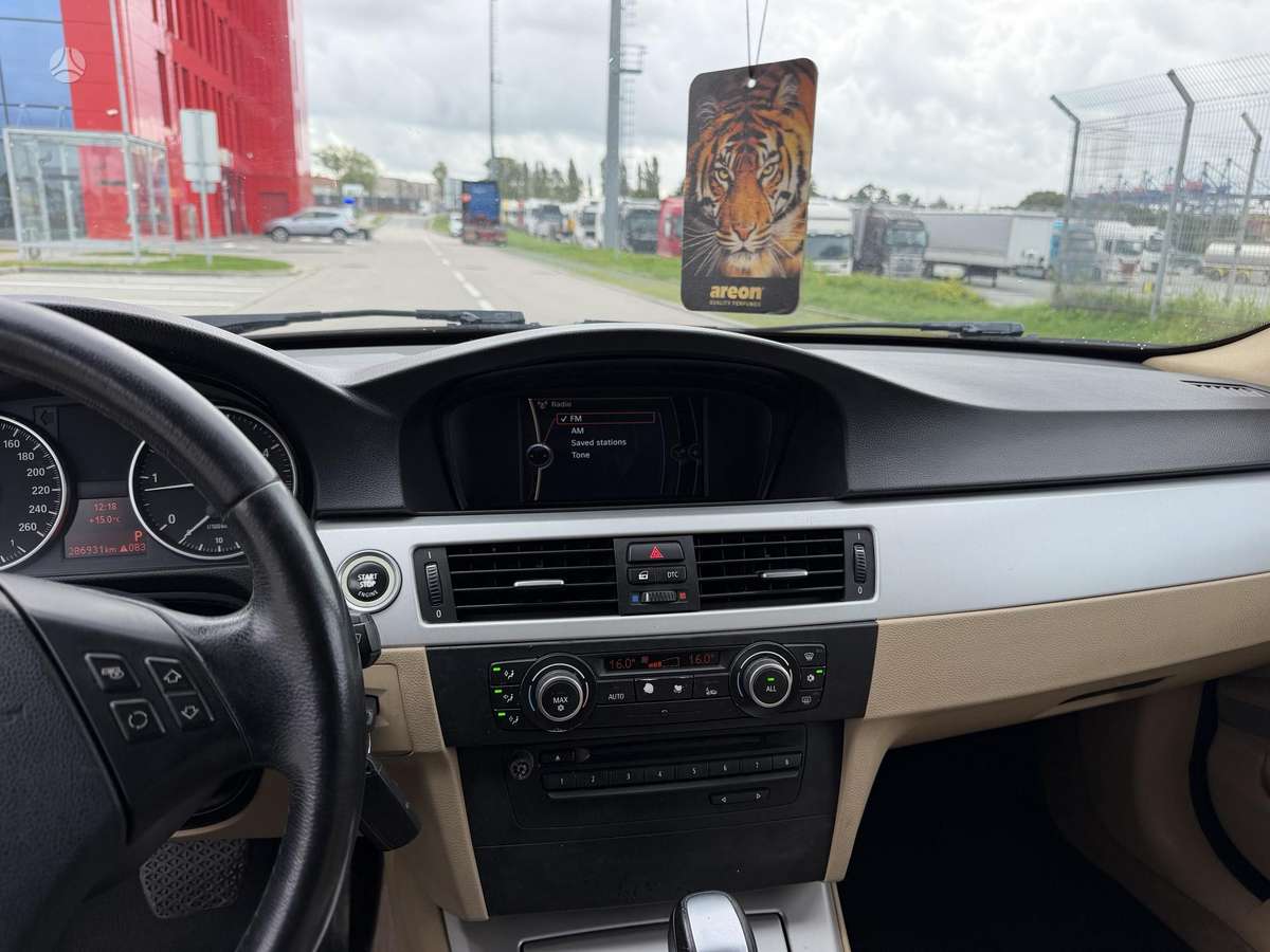 BMW 320, 2.0 l., universalas