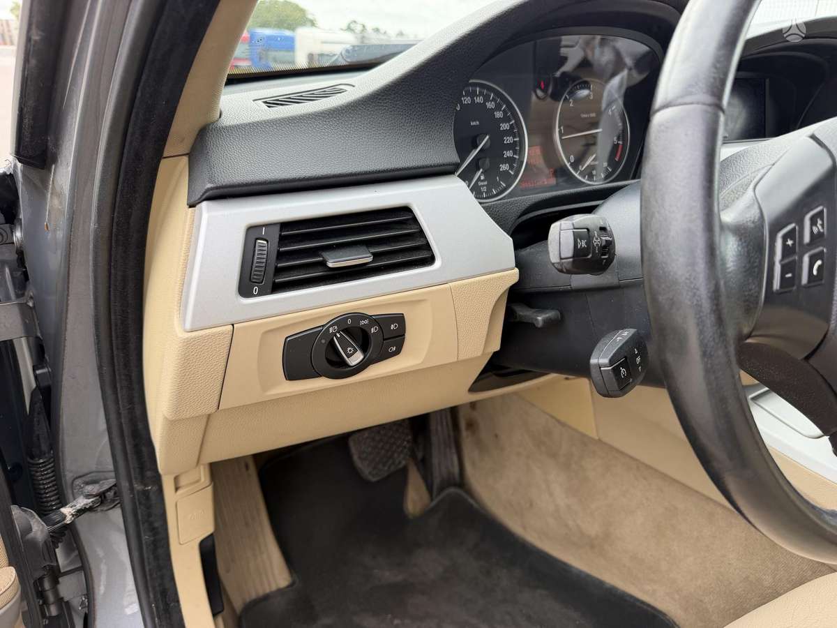 BMW 320, 2.0 l., universalas