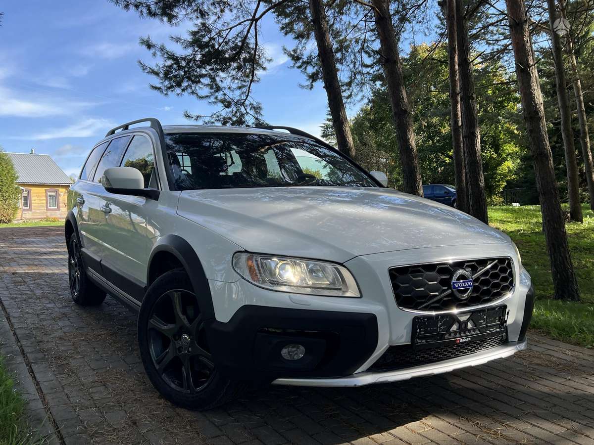 Volvo XC70, 2.4 l., wagon