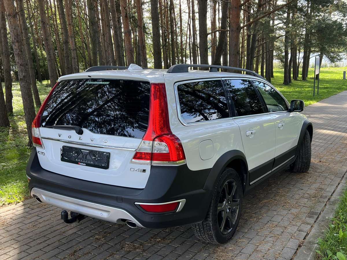 Volvo XC70, 2.4 l., wagon