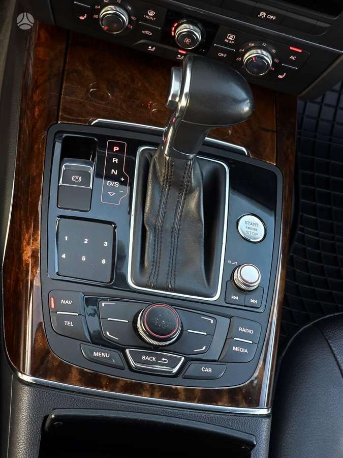 Audi A6, sedanas