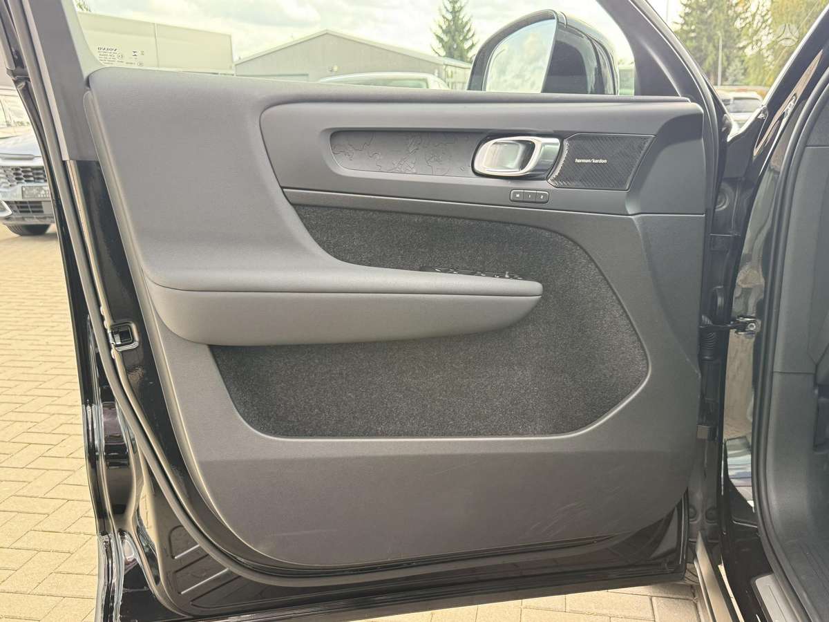 Volvo XC40 - 12
