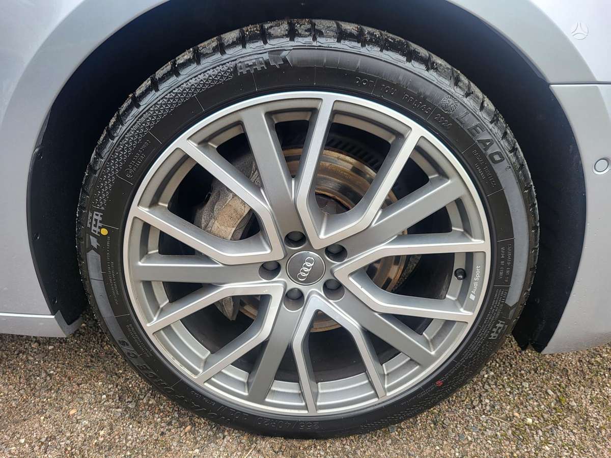 Audi A6, 3.0 l., Седан