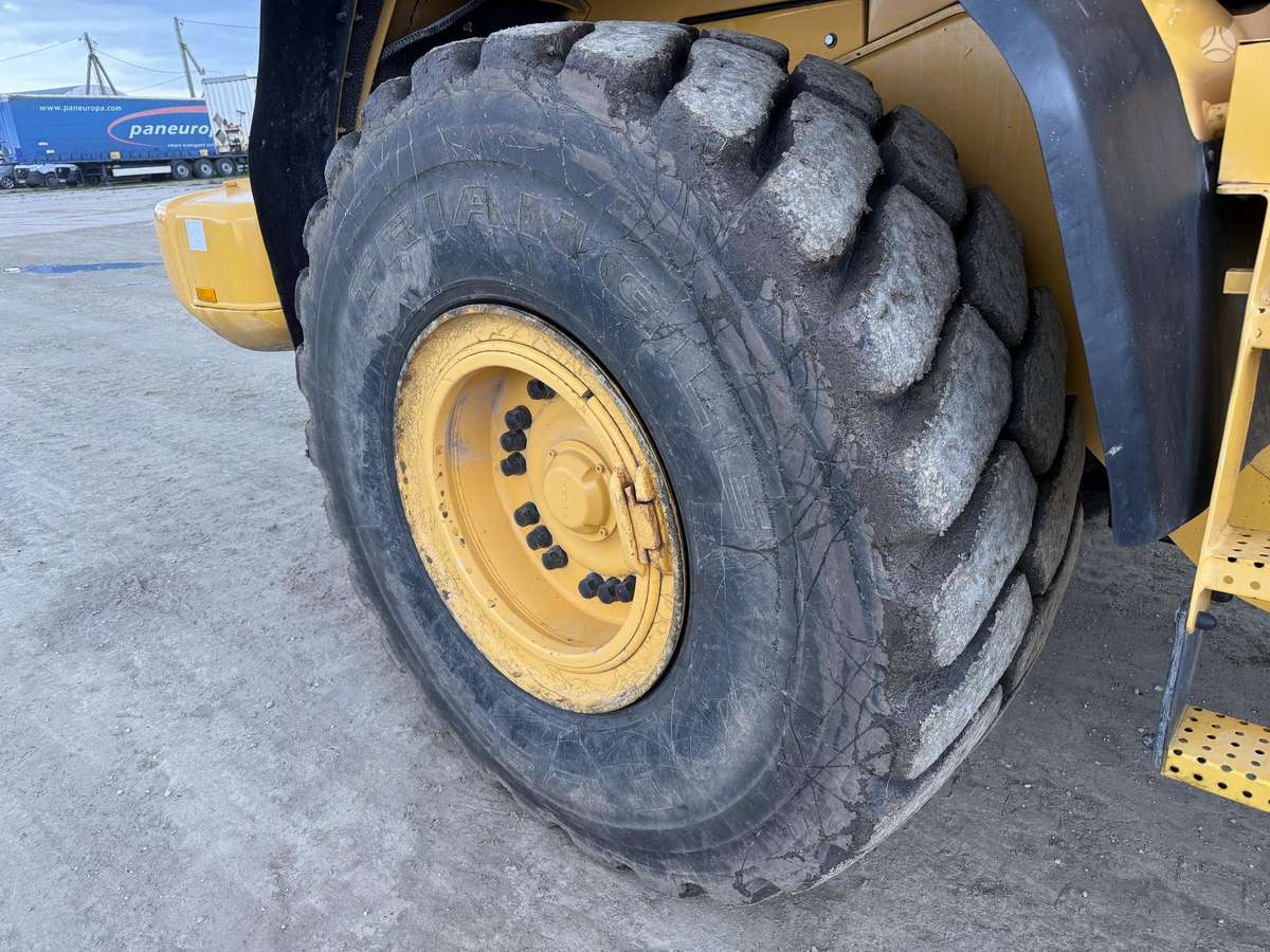 Volvo L 110 E, фронтальные погрузчики