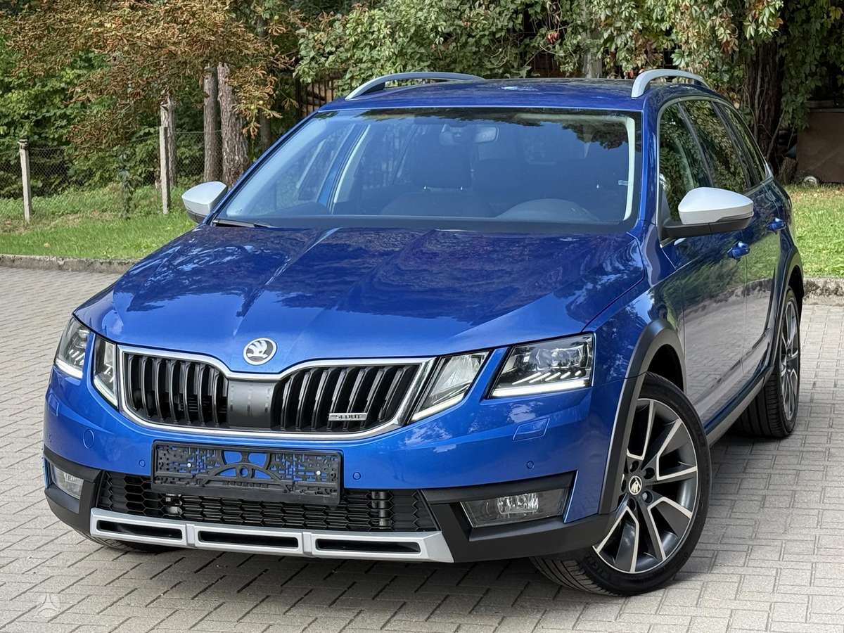 Škoda Octavia Scout - 2