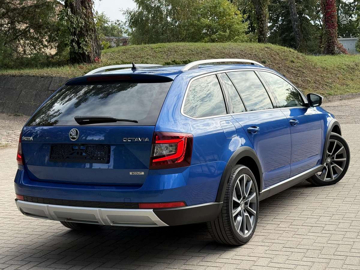 Škoda Octavia Scout - 9