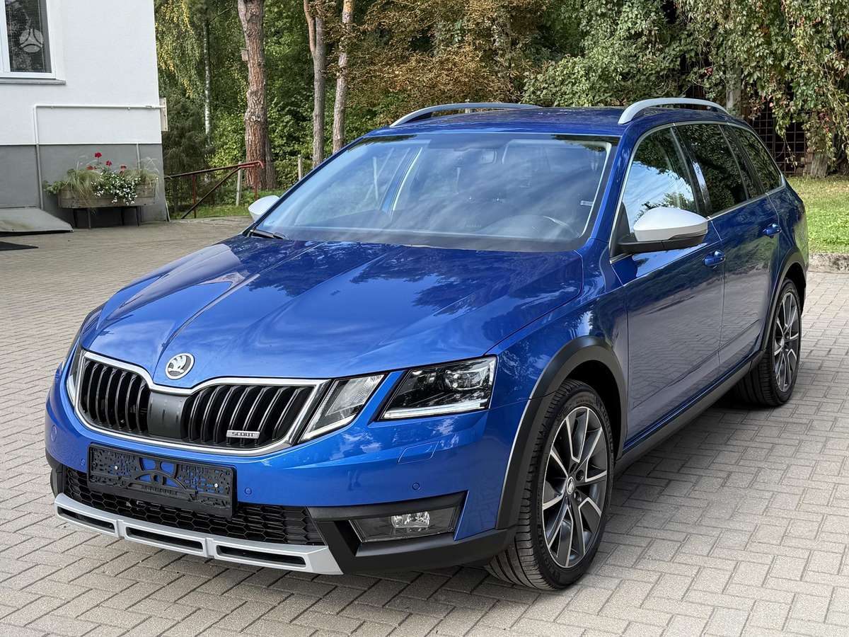 Škoda Octavia Scout - 12