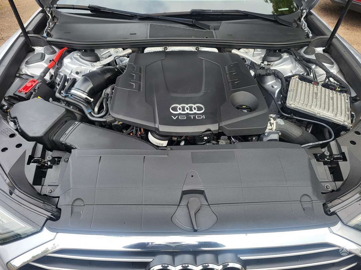 Audi A6, 3.0 l., Седан