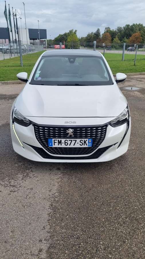 Peugeot 208 - 2