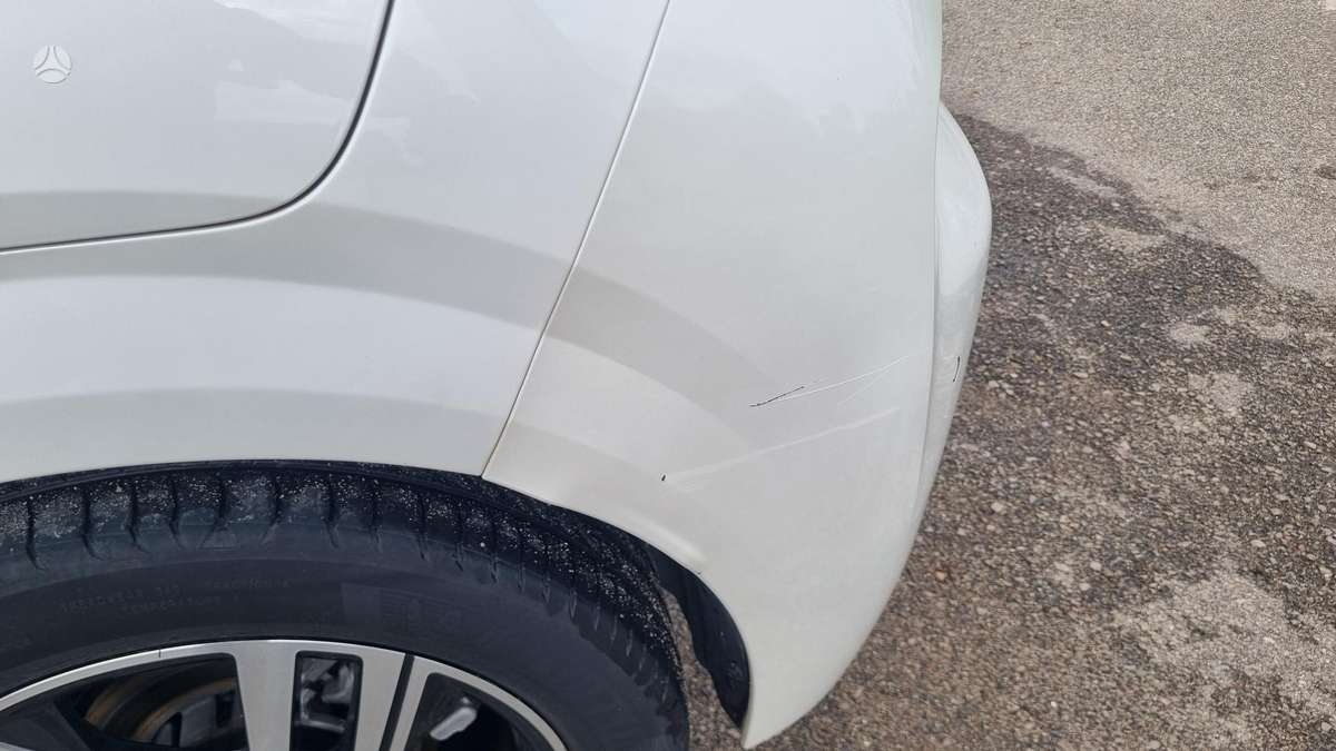 Peugeot 208 - 7