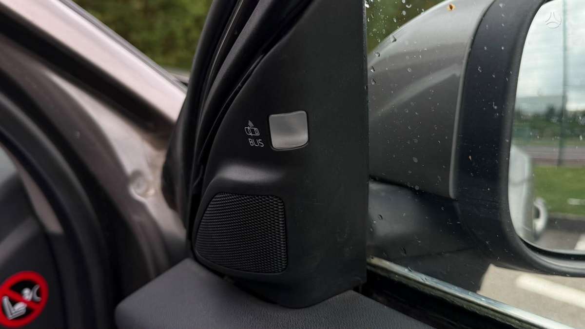 Volvo XC70, 2.4 l., Универсал