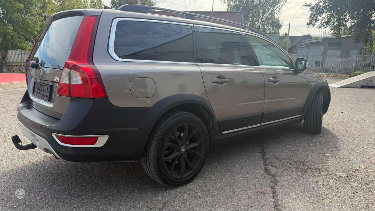 Volvo XC70 - 6