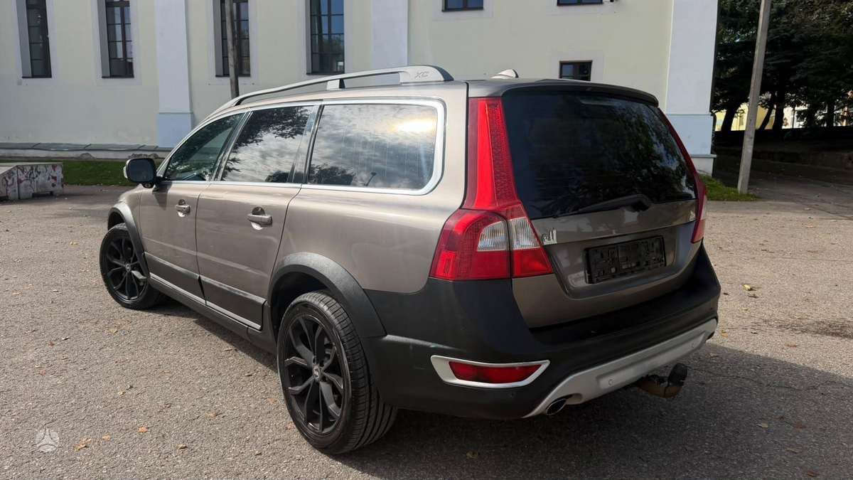 Volvo XC70 - 12