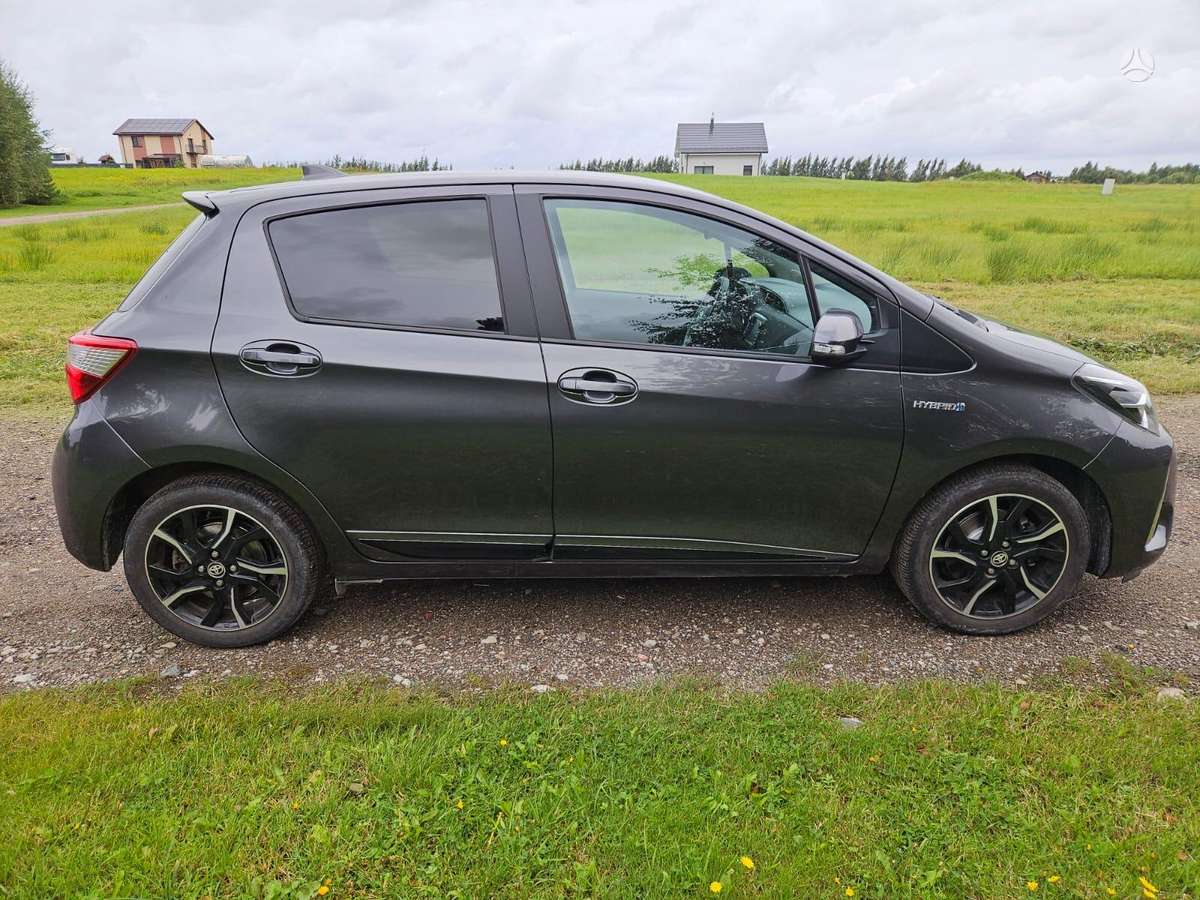 Toyota Yaris - 2