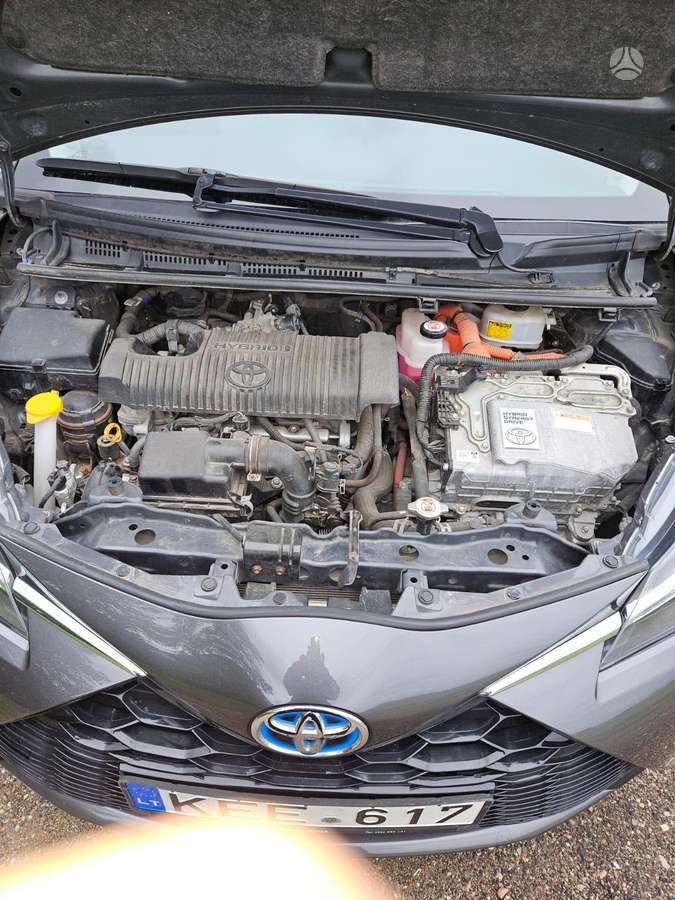 Toyota Yaris - 11
