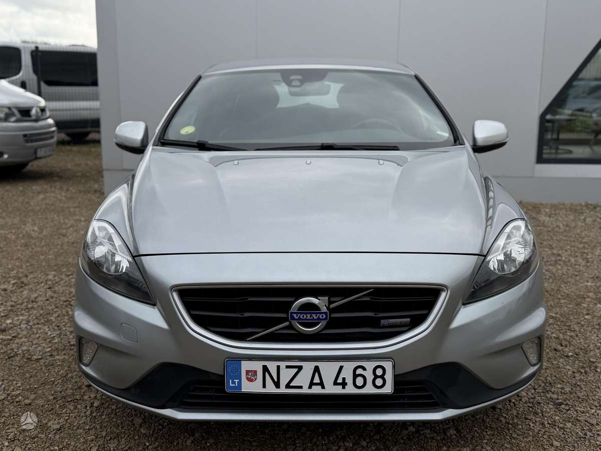 Volvo V40 - 2