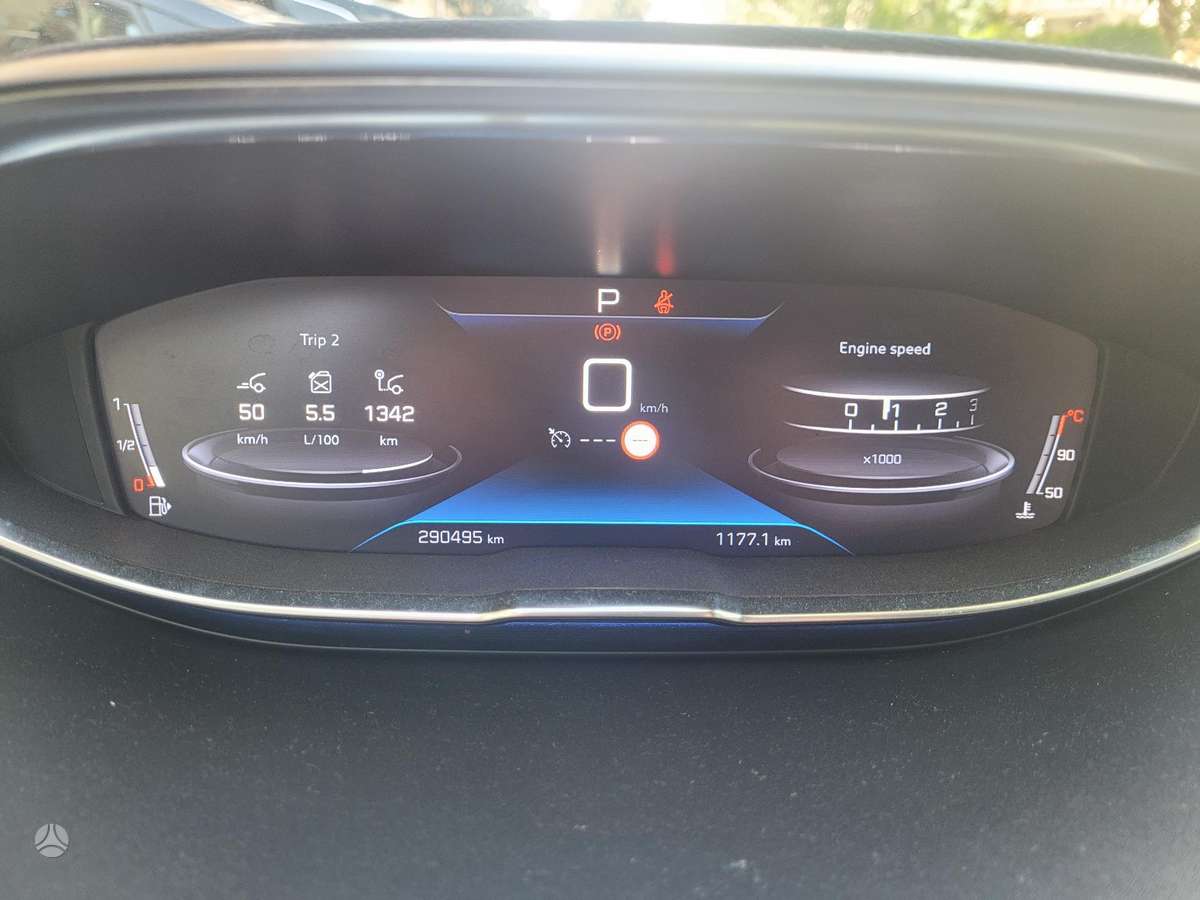 Peugeot 5008 - 9