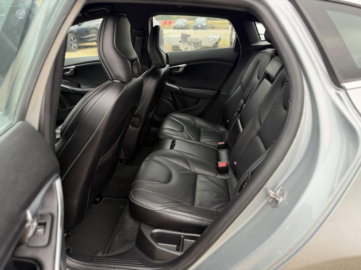 Volvo V40 - 12