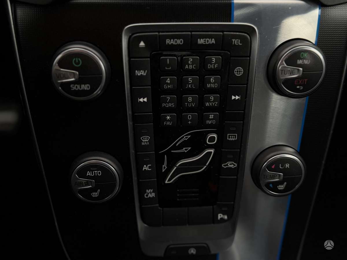 Volvo V40, 2.0 l., Хэтчбек