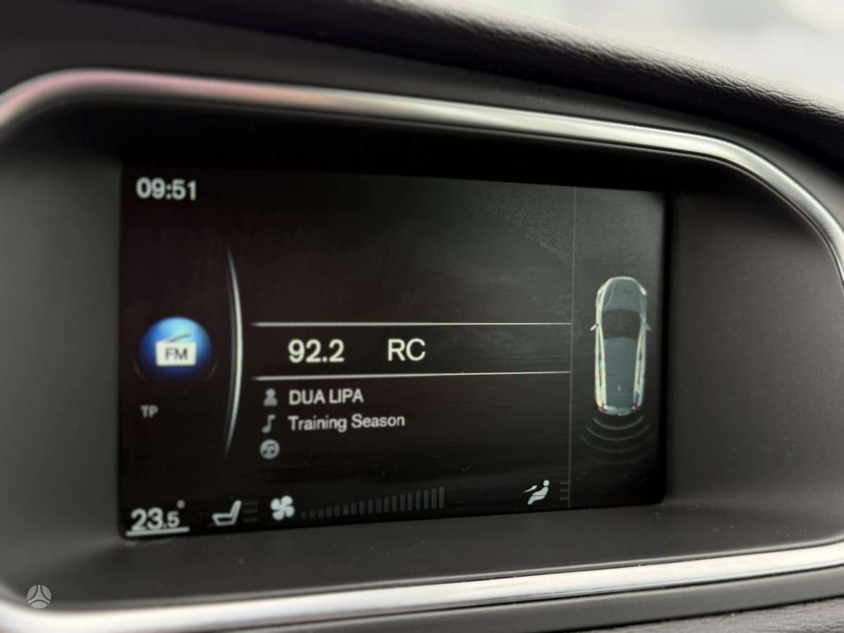 Volvo V40, 2.0 l., Хэтчбек