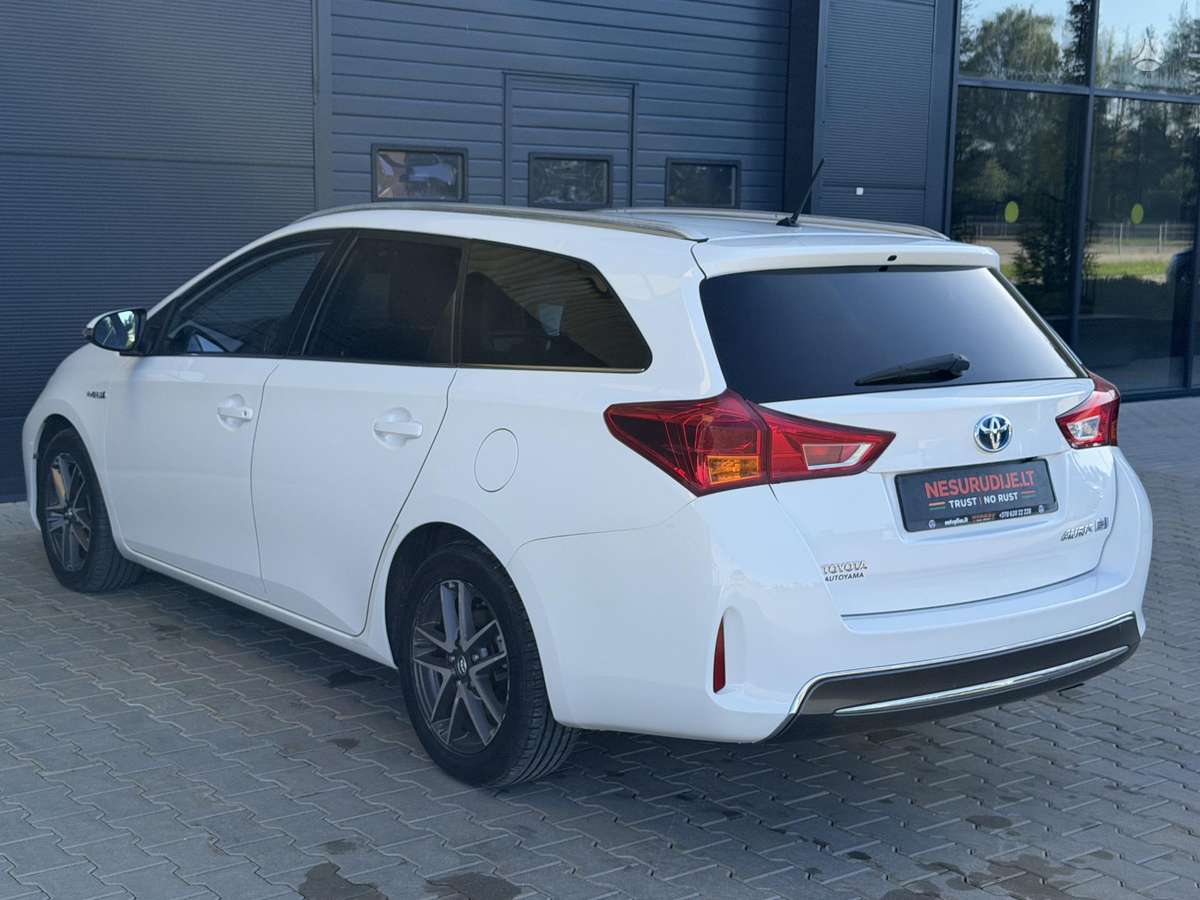 Toyota Auris - 3