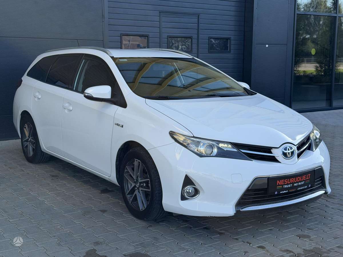 Toyota Auris - 5