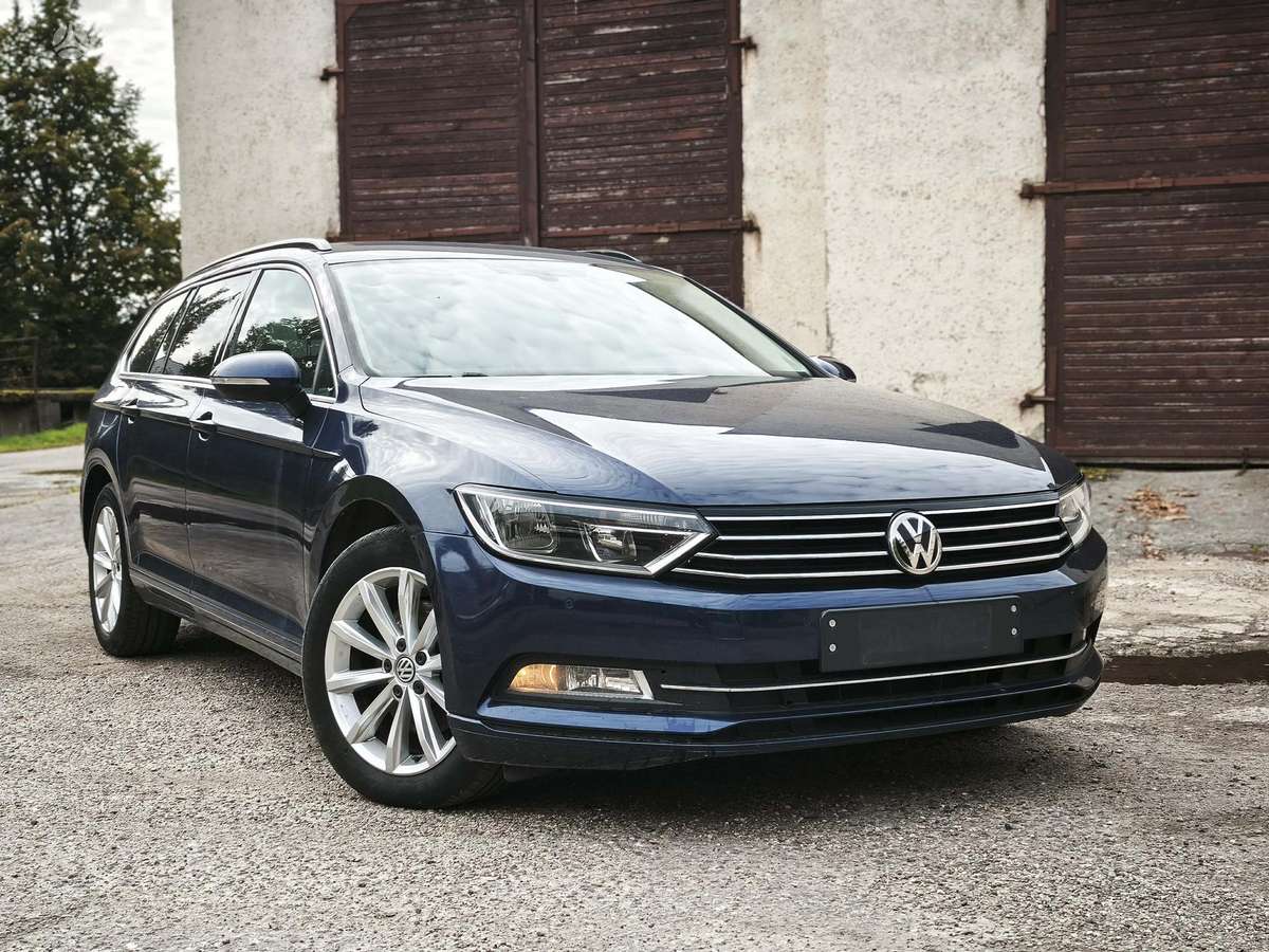 Volkswagen Passat - 2